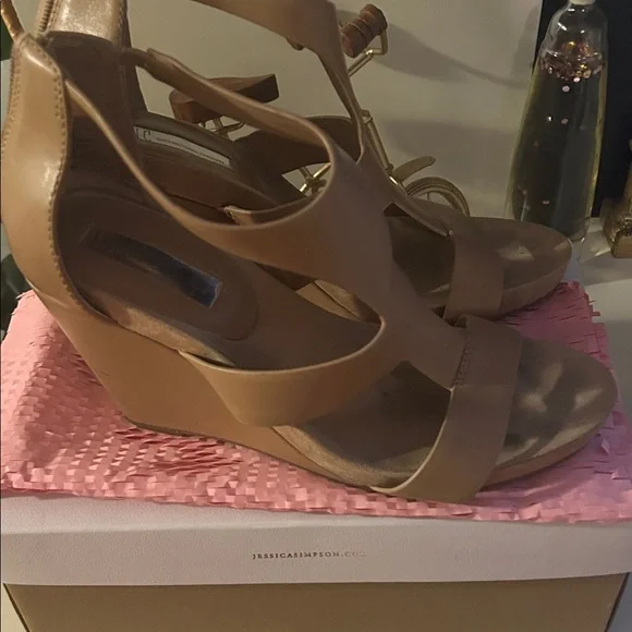 INC International Concepts Brown Women's Sandals - Picture 2 of 4